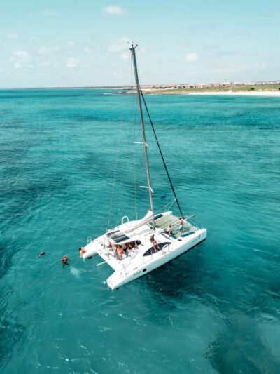 3-hour Catamaran Adventure on the waters of Sal Island - The cruise flow: pickup, the beach-to-boat transfer, and sailing time