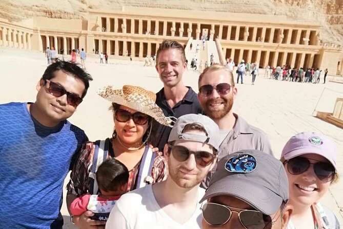 4-Day Nile Cruise sails Aswan to Luxor&Abu Simbel.Hot air Balloon - Meals on Board: Three Breakdowns of Convenience