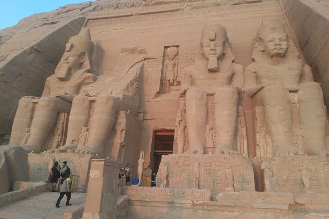 4-Days Nile Cruise Aswan&Luxor,Hot Air Balloon&Abu Simbel.Hot deal - Guides Make or Break the Experience: Names to Watch For