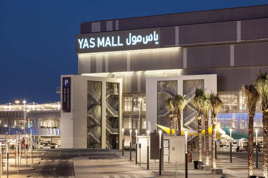 Abu Dhabi City Essentials: Half-Day Tour - Abu Dhabi Heritage Village: Guided Context With Time to Wander
