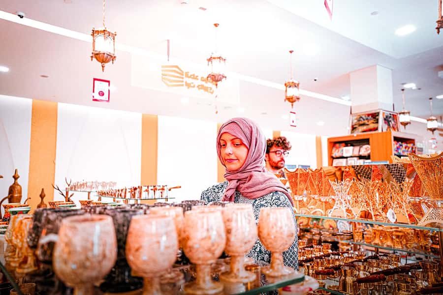 Abu Dhabi: City Tour with Sheikh Zayed Grand Mosque and More - Getting There: Hotel Pickup, Coach Comfort, and Time on Your Side