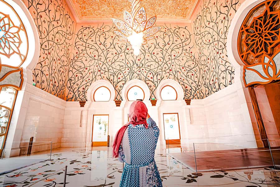 Abu Dhabi: City Tour with Sheikh Zayed Grand Mosque and More - Sheikh Zayed Grand Mosque: Dress Code, Security Flow, and What to Notice