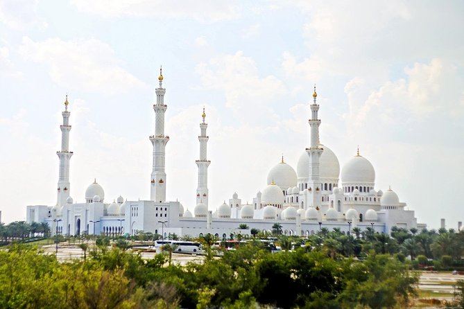 Abu Dhabi Day Tour From Dubai with Sheikh Zayed Grand Mosque - Dubai to Abu Dhabi: The Day Trip Reality Check