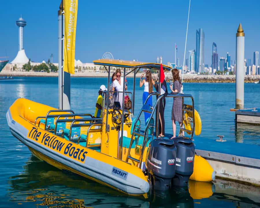 Abu Dhabi: Guided Speedboat Sightseeing Tour - Key highlights before you go