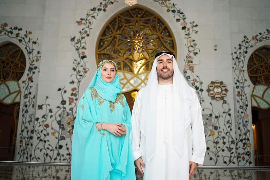 Abu Dhabi: Guided Walking Tour at Sheikh Zayed Grand Mosque - Photos and “Where to Stand”: The Real Advantage of a Guide