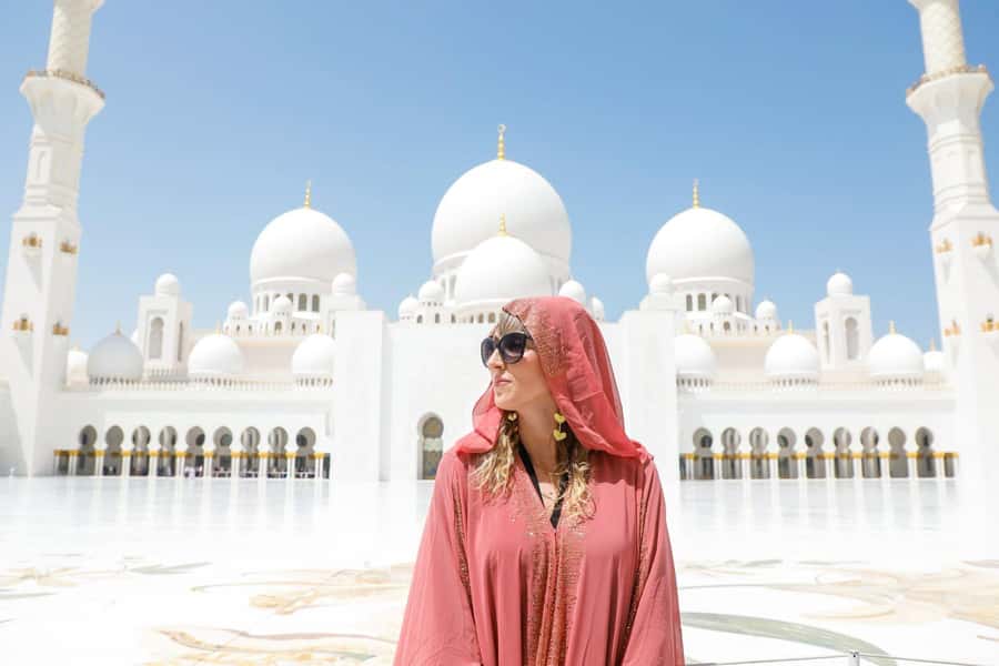 Abu Dhabi: Guided Walking Tour at Sheikh Zayed Grand Mosque - Learning Islamic Culture and Architecture in Plain English