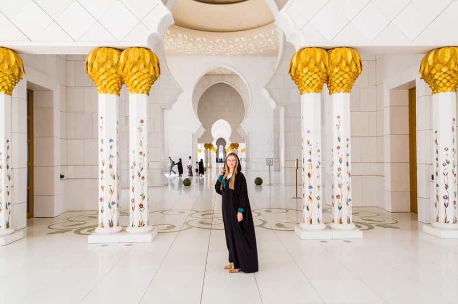 Abu Dhabi: Guided Walking Tour at Sheikh Zayed Grand Mosque - Who This Tour Suits Best (and Who Might Want Another Plan)