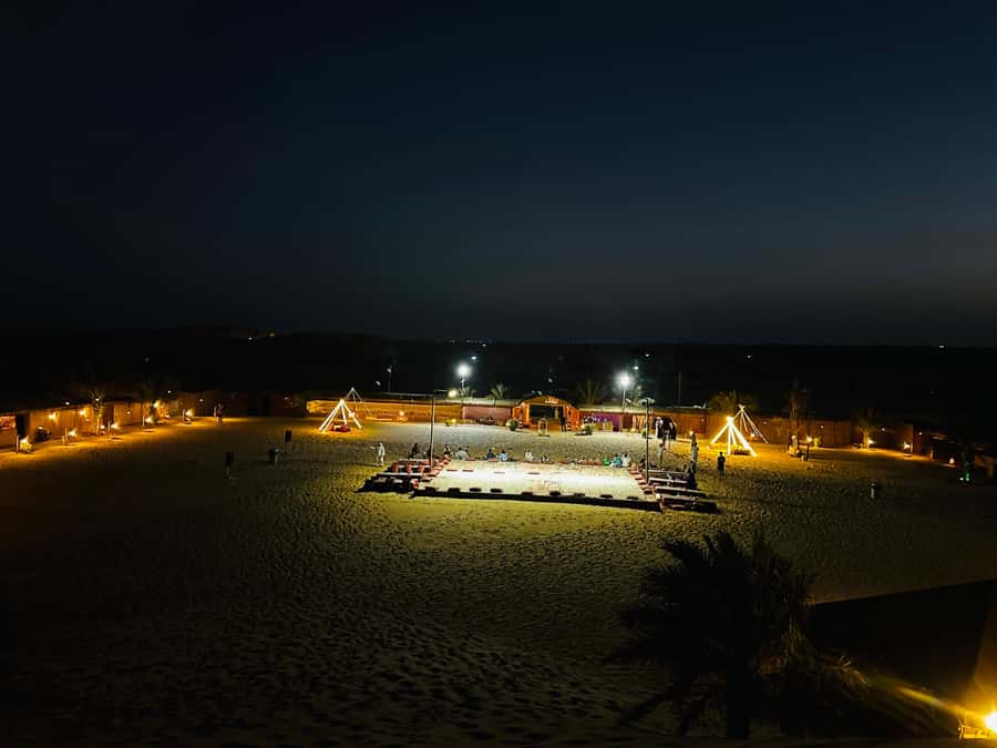 Abu Dhabi: Magical 4x4 Desert Tour with BBQ & Sandboarding - BBQ Dinner and Shisha: What’s Included and What to Expect