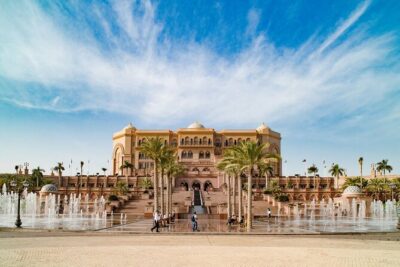 Abu Dhabi Premium Full-Day Sightseeing Tour From Dubai - Morning pickup and the ride into Abu Dhabi