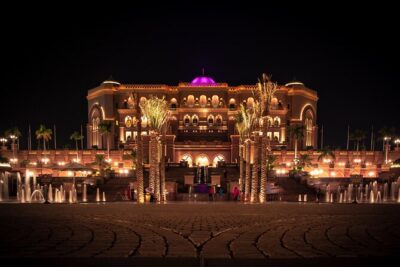 Abu Dhabi Private City Tour - Luxury 4WD, dedicated driver-guide, and how the day is paced