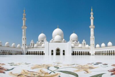 Abu Dhabi Sheikh Zayed Grand Mosque Tour - The 6-hour pace from Dubai: transfers are half the experience