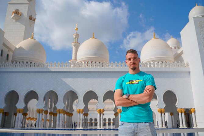 Abu Dhabi Sheikh Zayed Mosque Half-Day Guided Tour from Dubai - The mosque visit: what your guide will help you notice