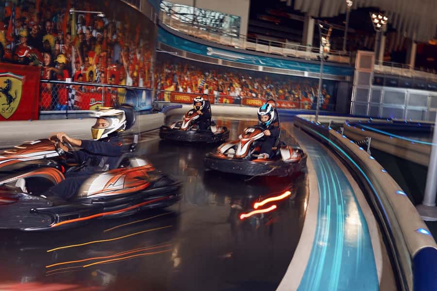 Abu Dhabi: Yas Island Multi-Park Entry Tickets - Getting between parks: shuttles and on-site convenience