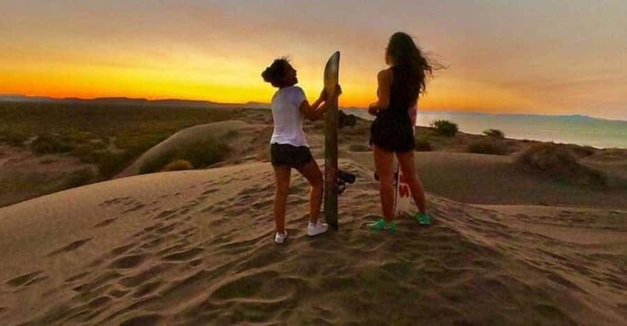 Agadir/Taghazout: Desert Sandboarding & Visit to the Canyon - Learning the board with Abdul: why the instruction makes the difference