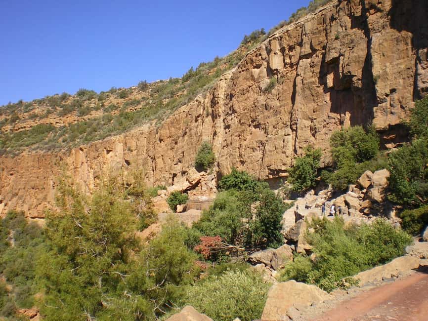Agadir/Tamraght/Taghazout: Paradise Valley Atlas Tour - Honey Road of Immouzar: tasting herbs, learning everyday craft