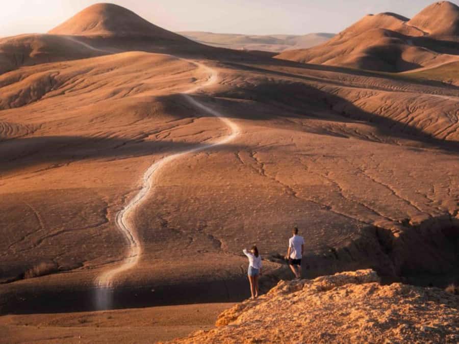 Agafay Desert Day: Quad Bike, Lunch & Swim Adventure - The role of the guide (and why it changes the day)