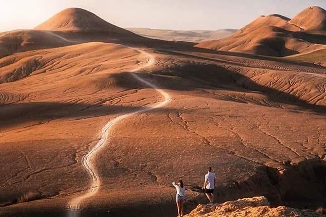 Agafay Desert Dinner show and Camel Ride & Sunset - Agafay Desert Dinner and Camel Ride: The value test