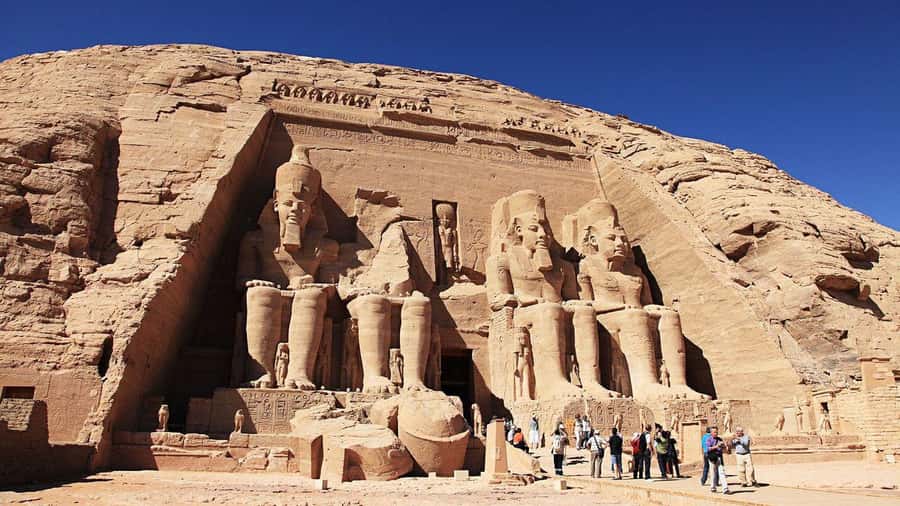 Aswan: Abu Simbel Group Tour with Guide and Entrance Fees - The long drive from Aswan: early start, A/C comfort, and bathroom reality