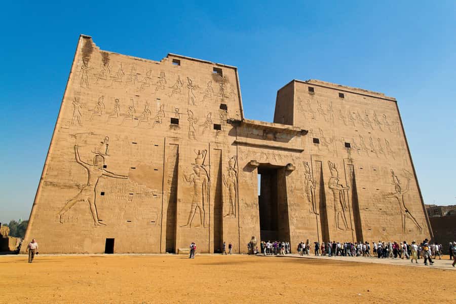 Aswan: Edfu and Kom Ombo Day Tour with Luxor Transfer - Kom Ombo’s double temple design: the layout puzzle you’ll enjoy