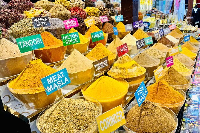 Authentic Old Dubai, Souks, Tastings & local boat Guided Tour - Dubai Gold Souk: long glimmer time, with room for photos