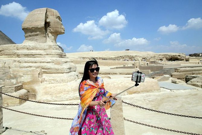 Best Private Giza Pyramids,Sphinx, New Grand Egyptian Museum - Lunch at a Local Restaurant: Solid Food, Plan for Drinks