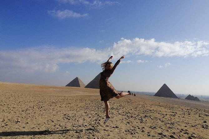 Best ViP Private Tour Giza Pyramids,Sphinx, inside Pyramids - Stop 3: Panoramic views and picture time