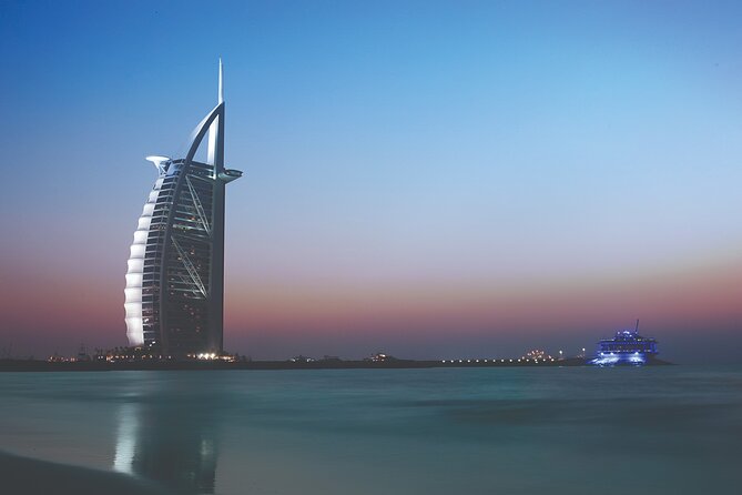Big Bus Dubai Open Top Night Tour - Audio in 6 languages and the human touch that makes it fun