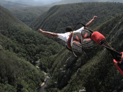 Bloukrans Bungy, the worlds best bungy jump! - The Zipline to the Bridge: How the Build-Up Works