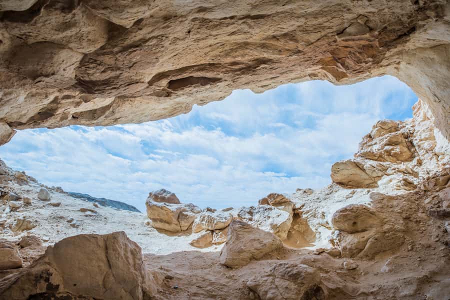 Cairo: 2-Day Bahariya Oasis Camp and Desert Tour - Black Desert: volcanic hills, dark rock, and a classic photo mood
