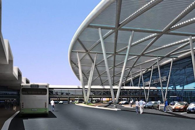 Cairo Airport Private Arrival Transfer - Private Vehicle Direct to Your Hotel: Cairo City vs Giza Plateau