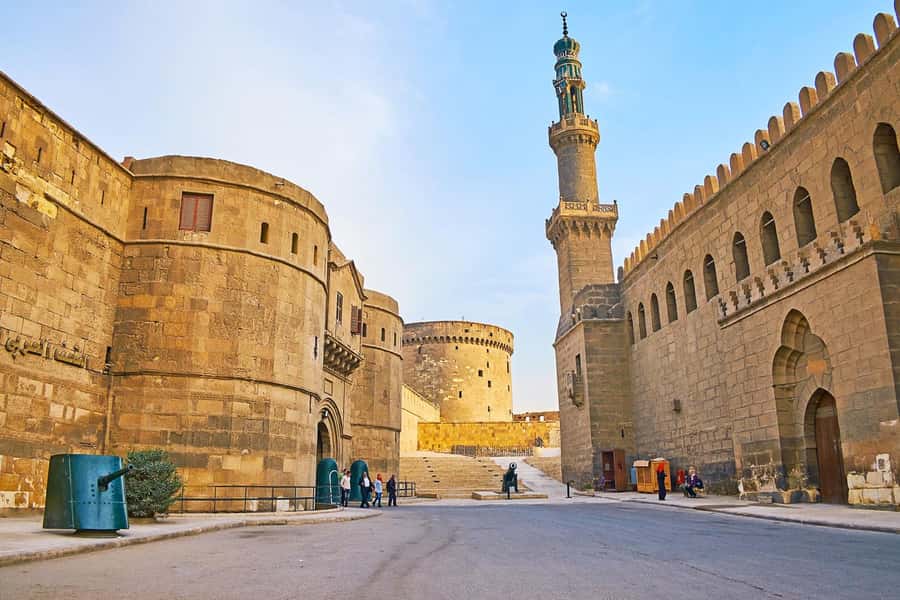 Cairo Citadel, Old Cairo and Khan El Khalili: Private Tour - Khan el-Khalili Bazaar Shopping Without Losing Your Shirt