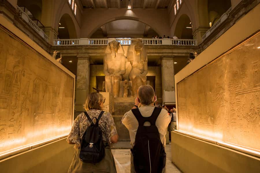 Cairo: Egyptian Museum, Pyramids & Bazaar Tour - Egyptian Museum: How to Make One Hour Count