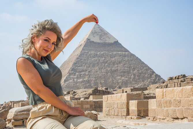 Cairo Guided Half-Day Tour of Giza Pyramids and Sphinx - Valley Temple of Khafre: The Calm Ending