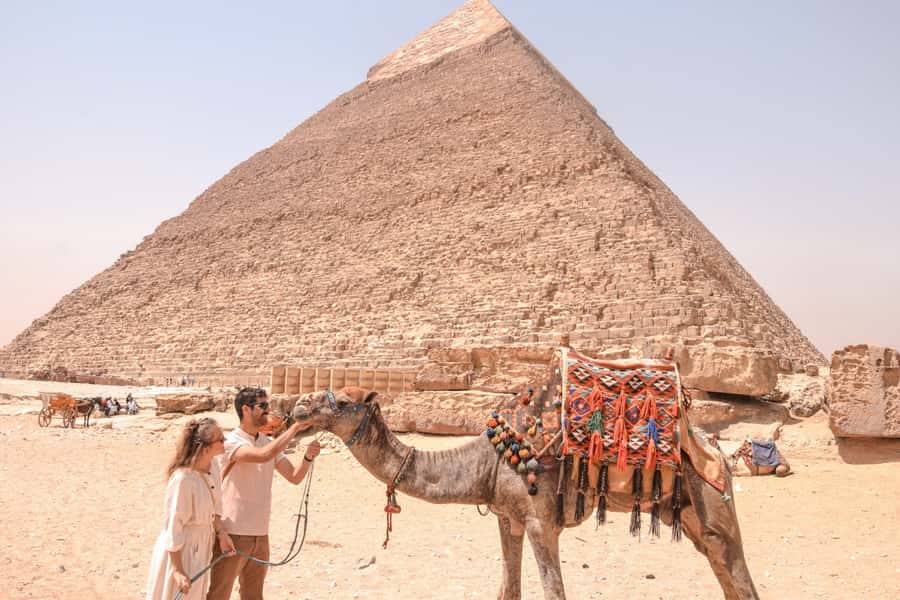 Cairo: Private Pyramids, Museum & Bazaar Tour with Lunch - Giza Pyramids: Cheops, Chephren, Mykerinos, plus the Valley Temple