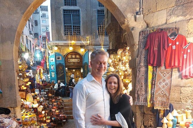 Cairo VIP Guided Tour to Khan El-Khalili Market with Lunch - Khan el Helw center: Egyptian cotton and bed sheets