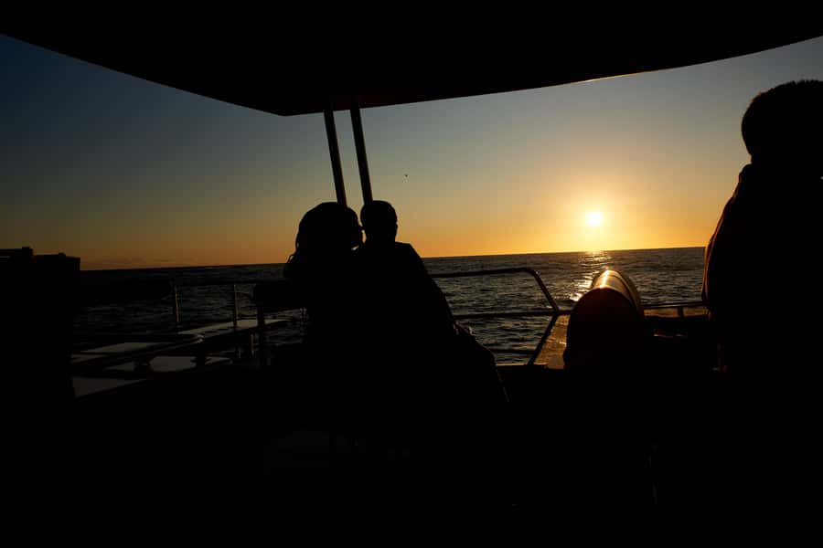 Cape Town: 1.5-Hour Luxury Sunset Cruise with Prosecco - V&A Waterfront to Table Bay: how the route shapes your photos