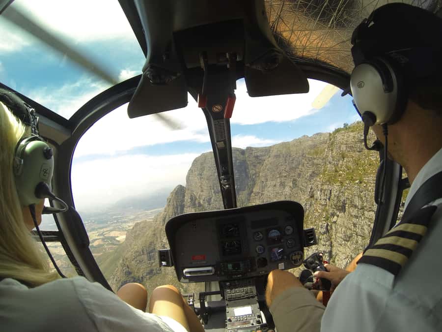 Cape Town: 2 Oceans Helicopter Flight with Boat Tour Ticket - The helicopter route that makes Cape Town click