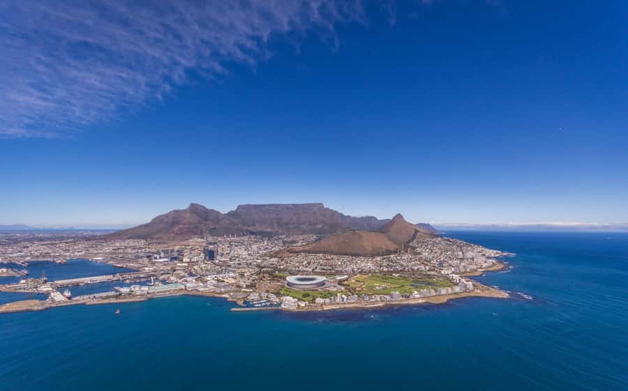 Cape Town: 2 Oceans Helicopter Flight with Boat Tour Ticket - Getting value from 25 minutes: why it feels worth it