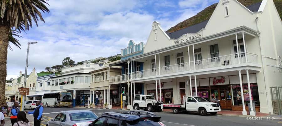 Cape Town: Cape of Good Hope, Seals and Penguins Day Tour - Cape Point and Cape of Good Hope: sign photos and lighthouse views