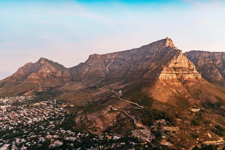 Cape Town: Guided Lion's Head Hike at Sunrise or Sunset - Timing, weather, and packing like you mean it