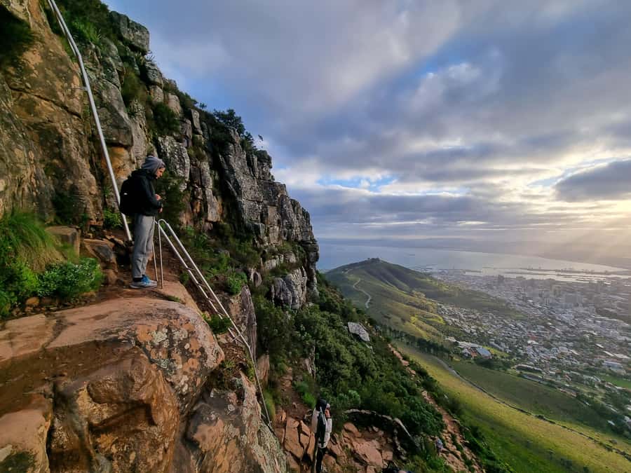 Cape Town: Lion's Head Sunrise or Sunset Guided Hike - Learning the mountain: local flora, fauna, and real Cape Town stories