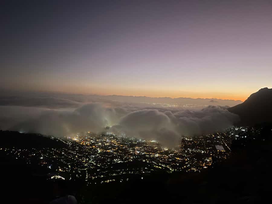 Cape Town: Lion's Head Sunrise or Sunset Guided Hike - What to pack (and what to avoid) for Lion’s Head scrambling