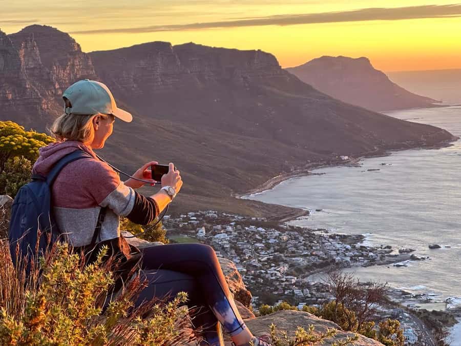 Cape Town: Lion's Head Sunrise or Sunset Hike - Getting there: pickup, your guide, and what happens before the first step