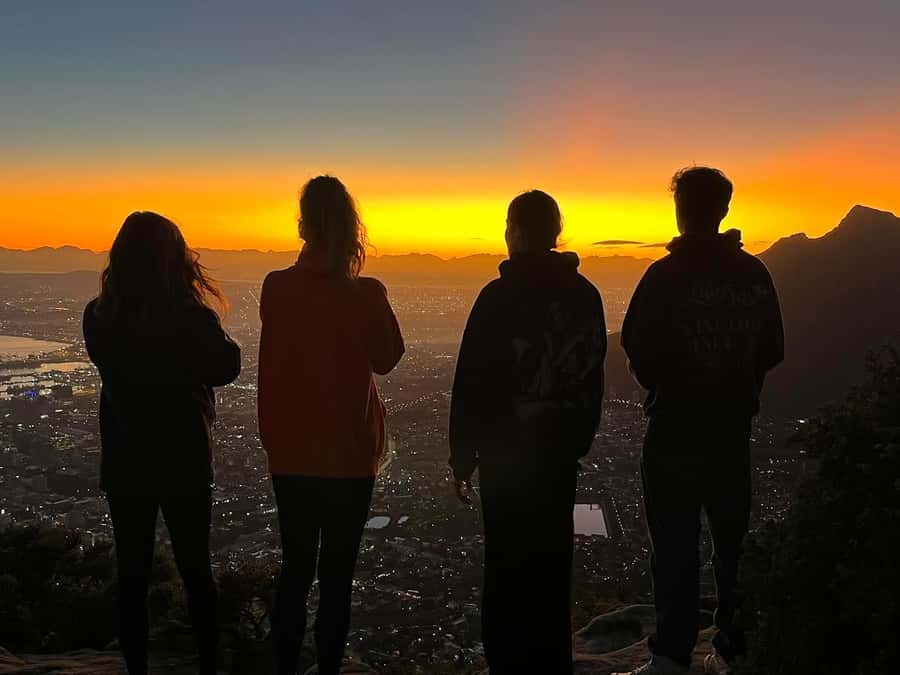 Cape Town: Lion's Head Sunrise or Sunset Hike - What the best guides do differently: Idrees, Kurt, and Codi as examples