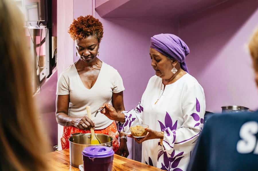 Cape Town: Malay Cooking Class and Lunch in Bo-Kaap - Lunch you made in a home, not a restaurant line