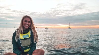 Cape Town: Marine Life Kayak Tour From the V&A Waterfront - Marine life sightings: how to think about dolphins, whales, seals, penguins