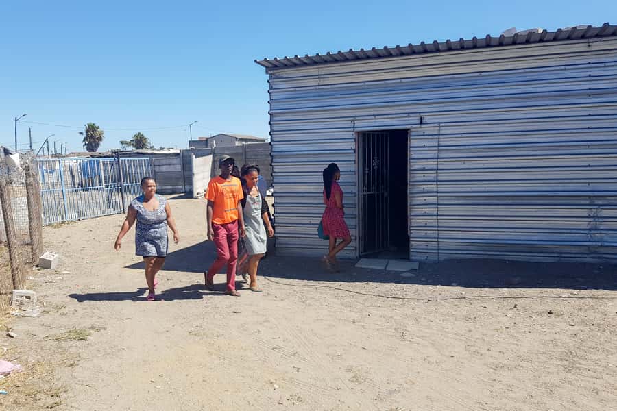 Cape Town: Robben Island Ferry Ticket and Townships Tour - V&A Waterfront to Robben Island: ferry day without the headache