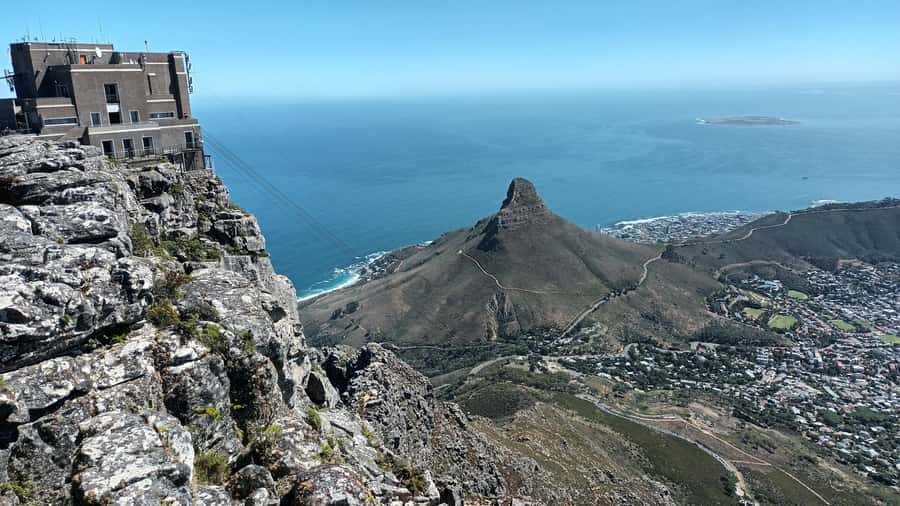 Cape Town: Table Mountain Cable Car Ticket - Getting to the Lower Cable Station and finding your way in