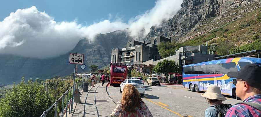 Cape Town: Table Mountain Cable Car Ticket - What to bring (and what to skip) for a smoother summit day