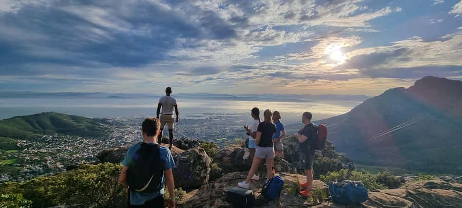 Cape Town: Table Mountain Hike with an Expert Guide - Picture stops: viewpoints you’ll actually remember